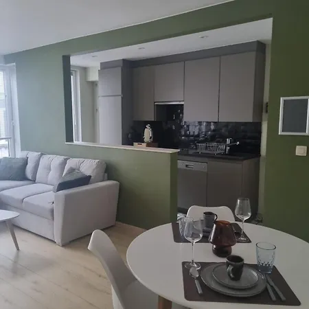 Helene Apartment